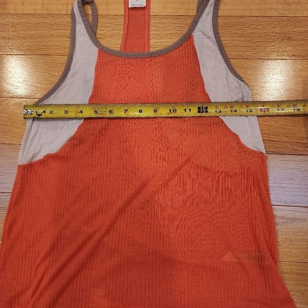NWOT FREE PEOPLE Tank size small